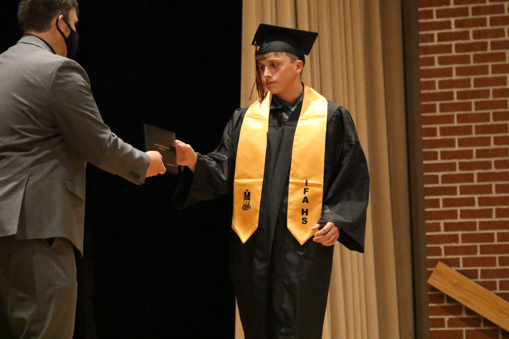 IFA_Grad1767.JPG